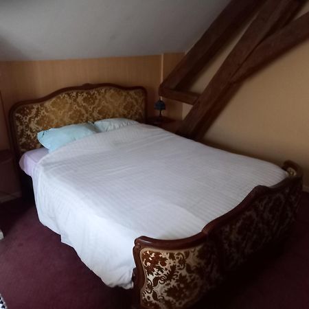 Tromcourt Hotel Кувин Екстериор снимка